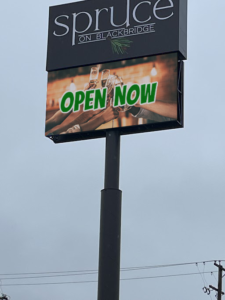 Best electronic message board billboard LED sign for a Restaurant visual of roadside tall digital sign